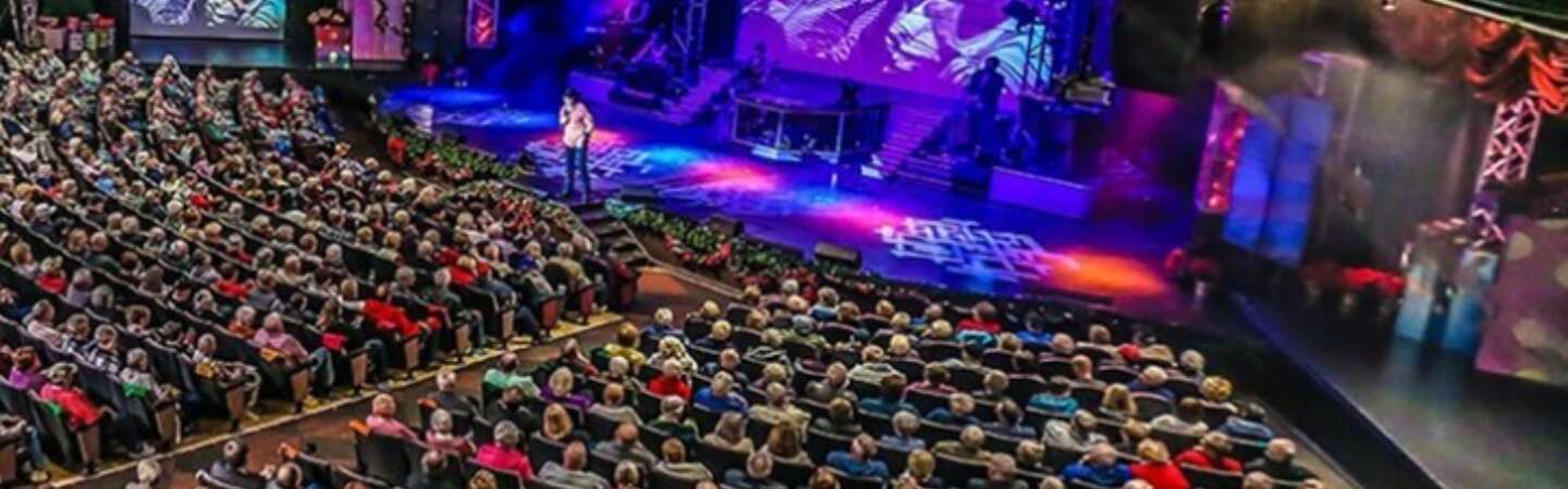Branson Christmas Bus Tours 2025